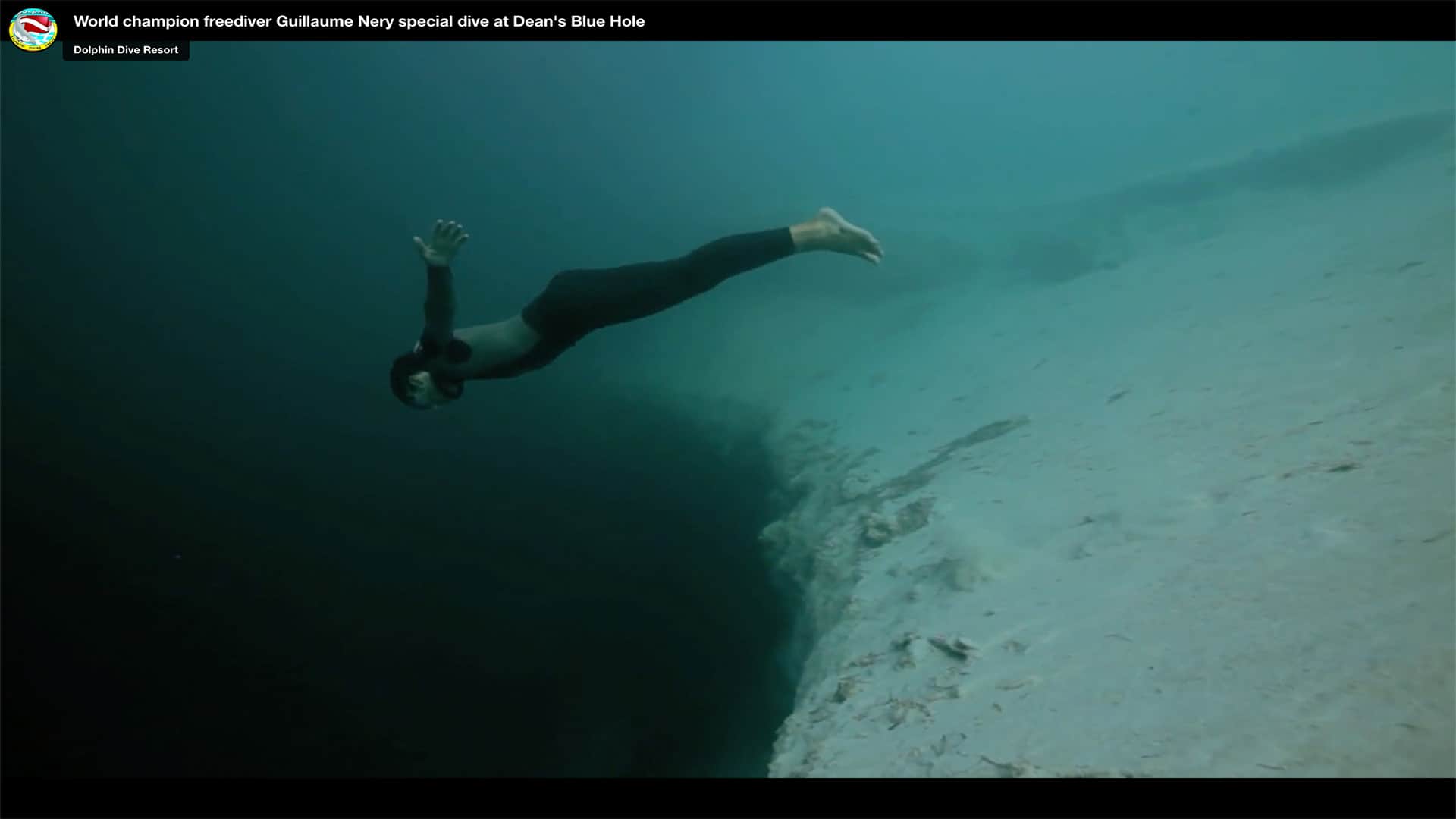 Screenshot: Guillaume Nery special dive at Dean's Blue Hole